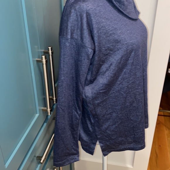 NWT Max Studio Long Sleeve Split Neck Pullover in Indigo - Picture 6 of 7